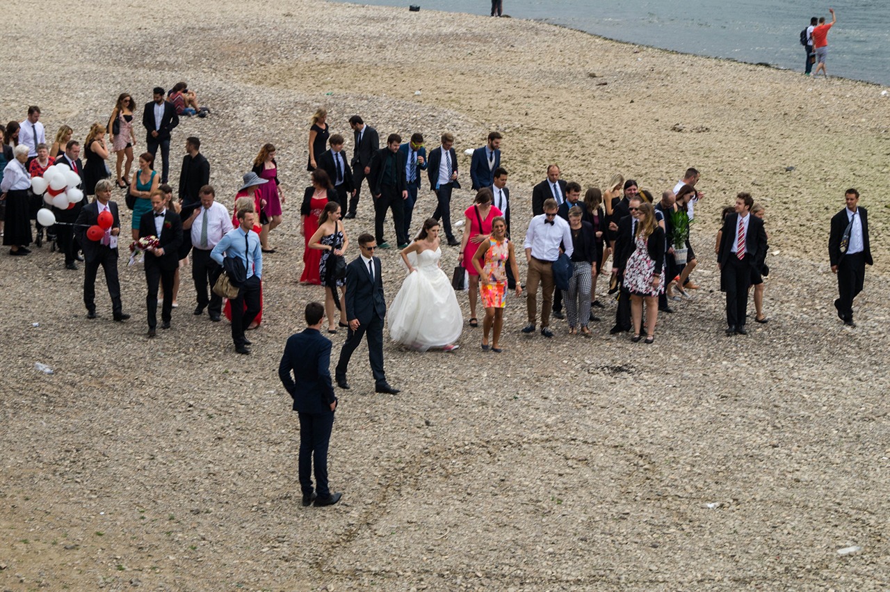 Wedding on the banks of the Rhine in Cologne